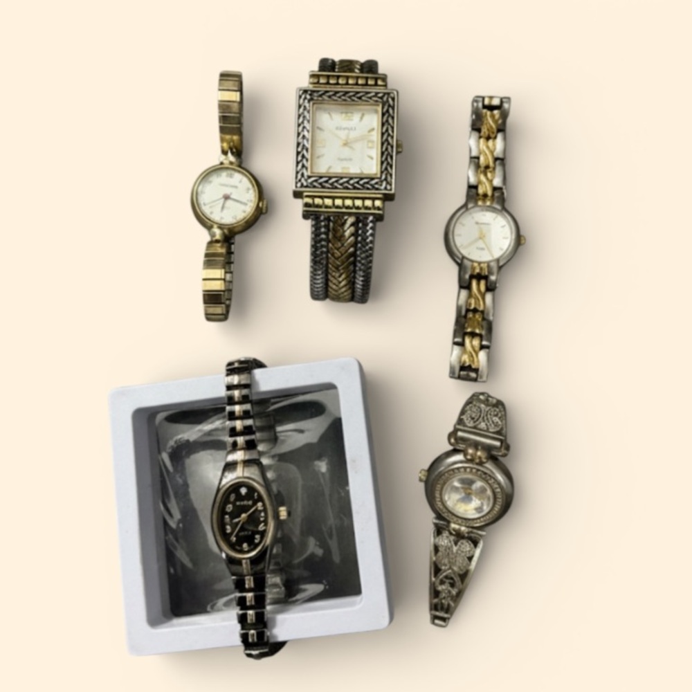 Lot 5 authentic vintage wristwatches Geneva Clinton Sharp Studio Time Armitron